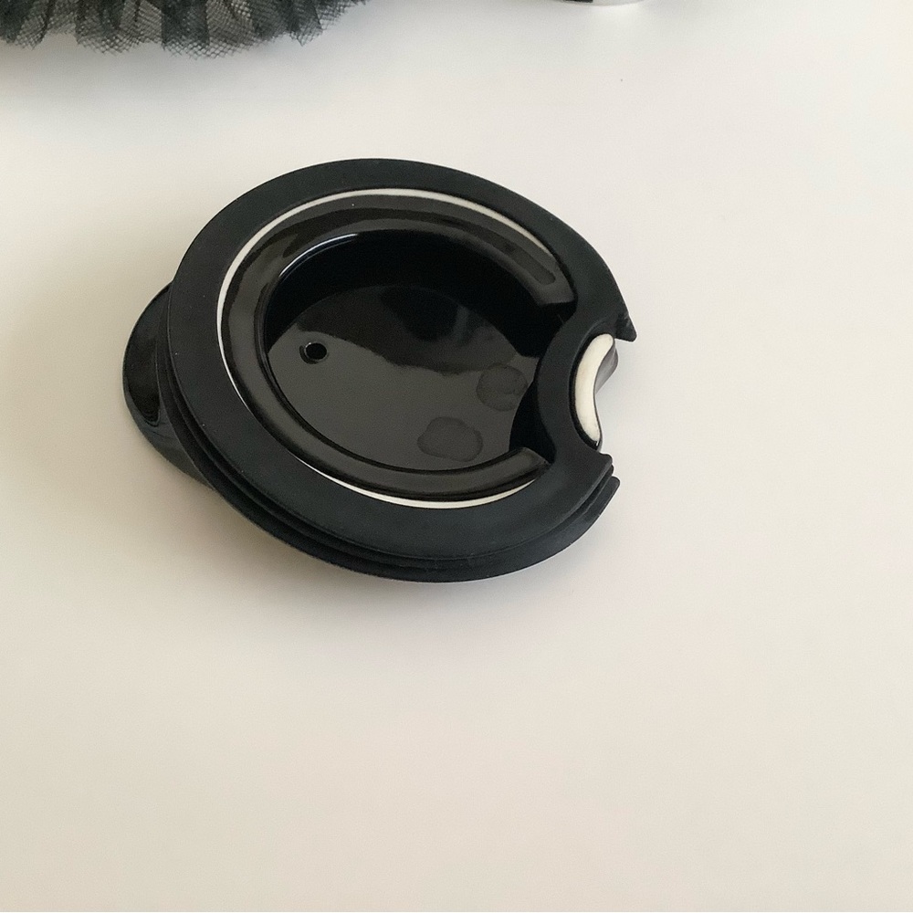 Starbucks Alice & Olivia 12oz Tutu Travel Mug - Picture 11 of 13